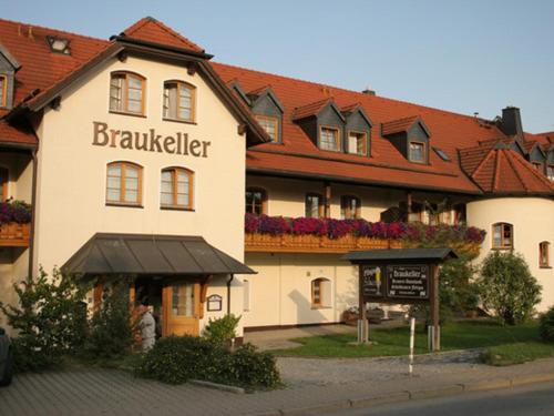 Landgasthof - Braukeller - Fattigau Oberkotzau ภายนอก รูปภาพ