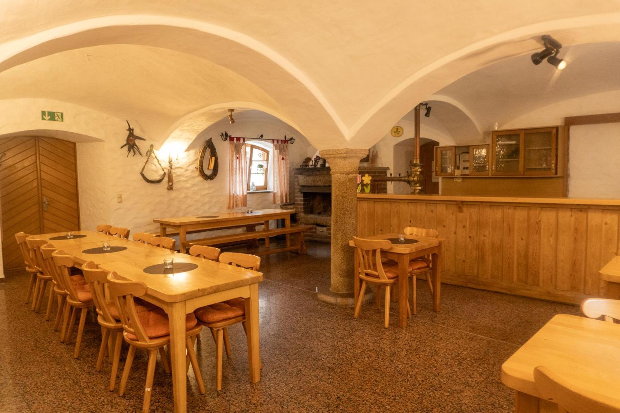 Landgasthof - Braukeller - Fattigau Oberkotzau ภายนอก รูปภาพ